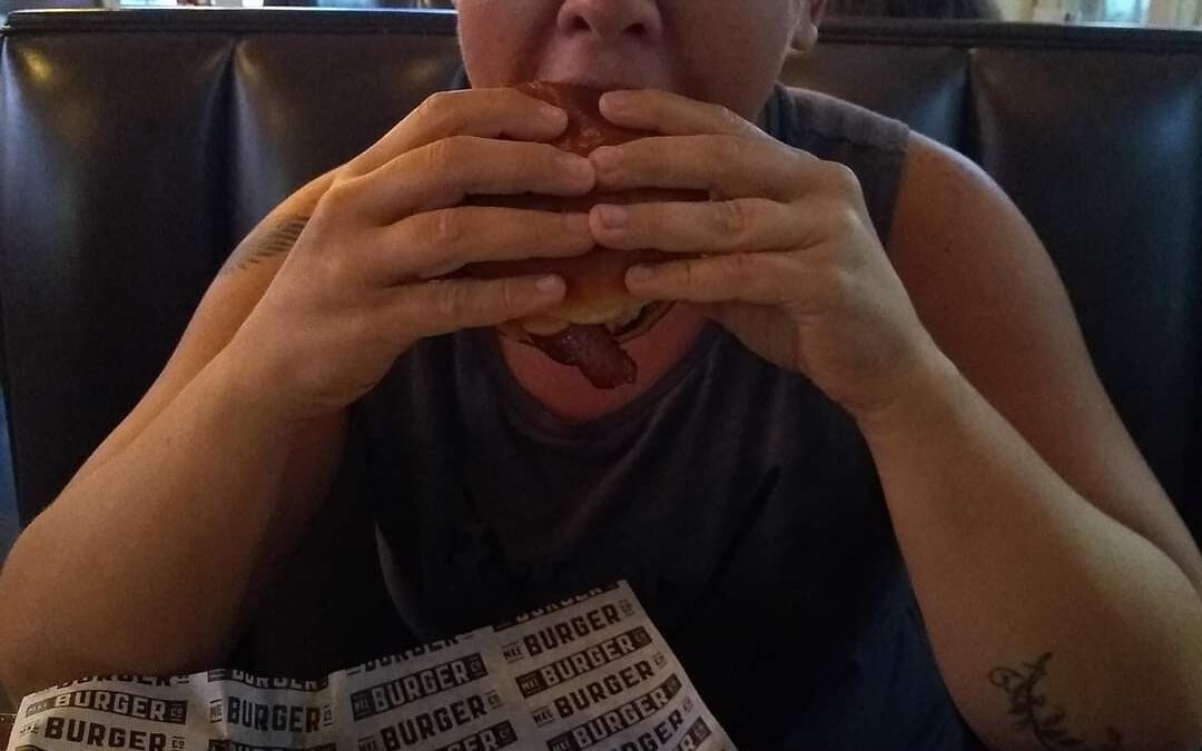 5 Common Types of Emotional Eaters